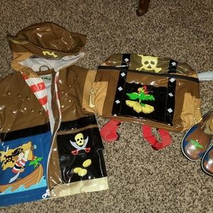 Kidorable pirate rain set